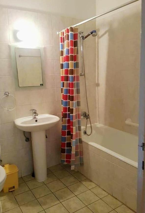 Armstrong Apartment Paralimni Esterno foto