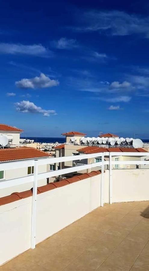 Armstrong Apartment Paralimni Esterno foto